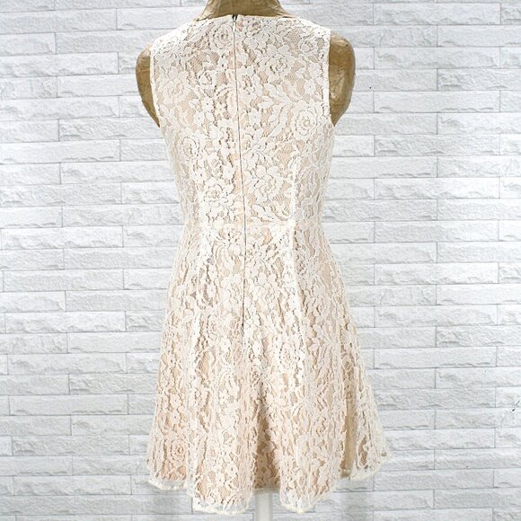 LC LAUREN CONRAD Dress Lace Sleeveless Floral Cream Overlay Bridal Rehearsal 6 - Picture 4 of 12
